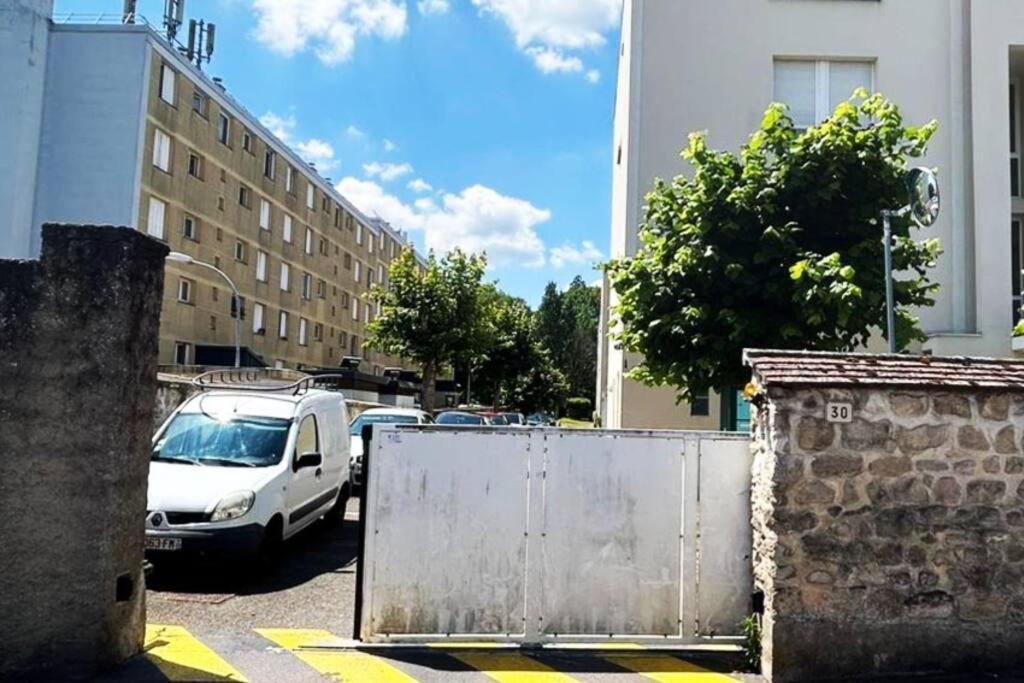 Appartement Cosy Centre Brie Comte Robert Екстер'єр фото